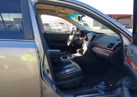 2011 Subaru Outback 2.5I Limited z USA, uszkodzony, nr VIN 4S4BRCKC3B3329408